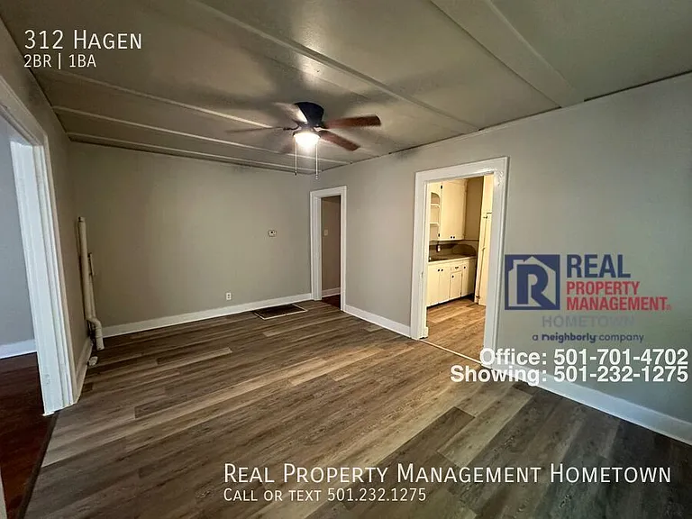 312 Hagen St — Photo 4