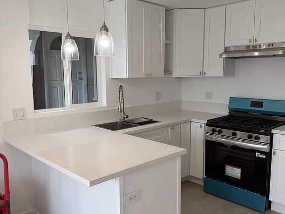 3rd image of 9277 Bartee Ave