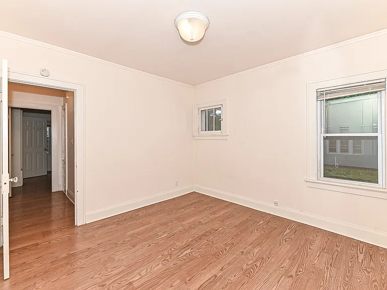bedroom2-02