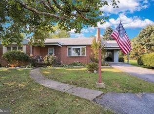 138 S Freeman St, Robesonia, PA 19551