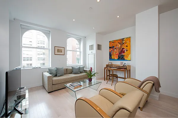 Sold by Stribling | media 3