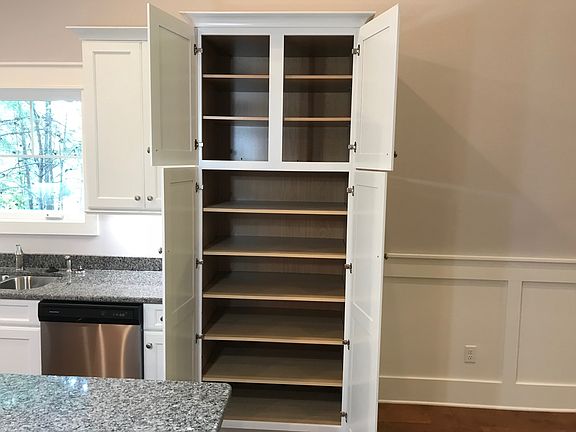 Kitchen Pantry