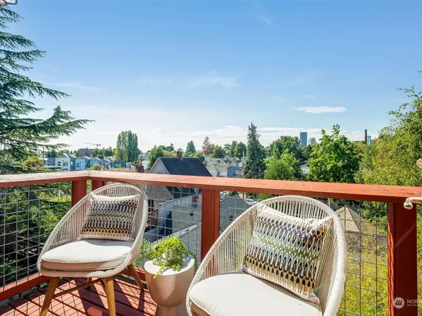 421 23rd Avenue #B, Seattle, WA 98122