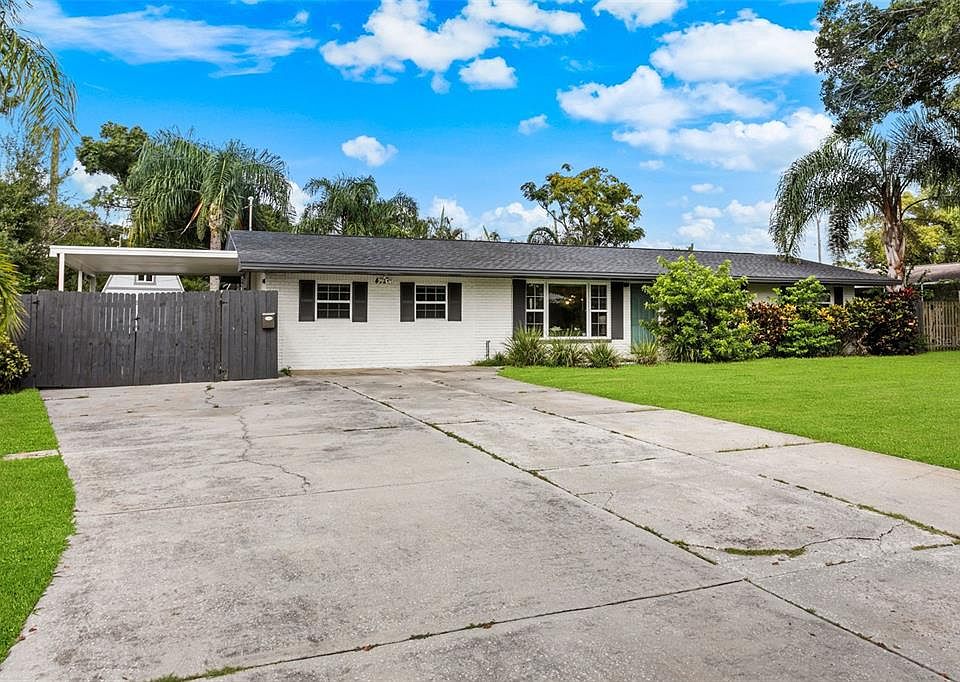 1st image of 412 DEVILLE DRIVE E