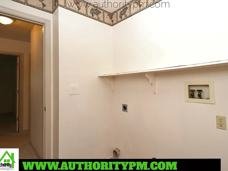 1526 Imperial Dr — Photo 20