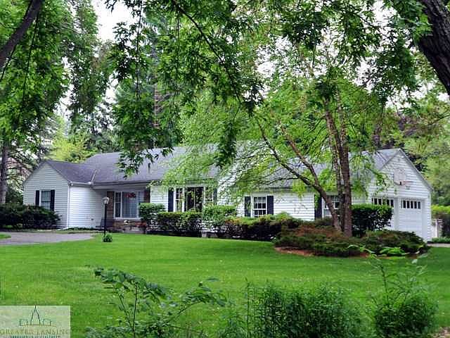 1st image of 277 E Oakland Dr