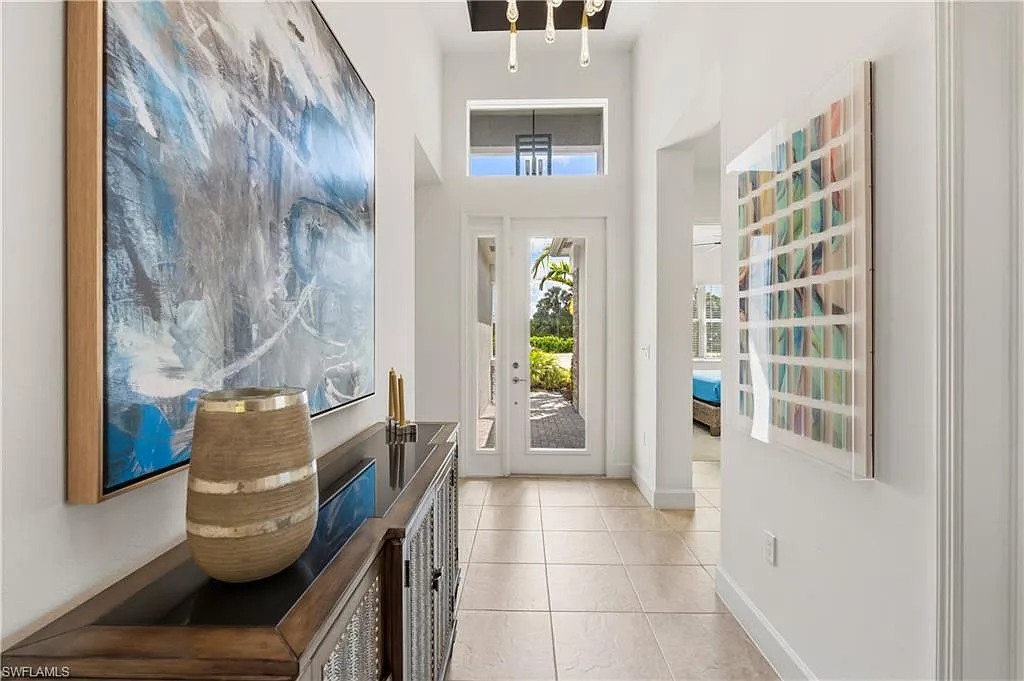 3 bed, 3.0 bath, 2445 sqft, $6,500 — Photo 3