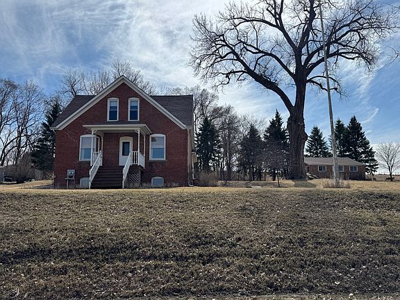 2nd image of 109 Crystal Springs Rd