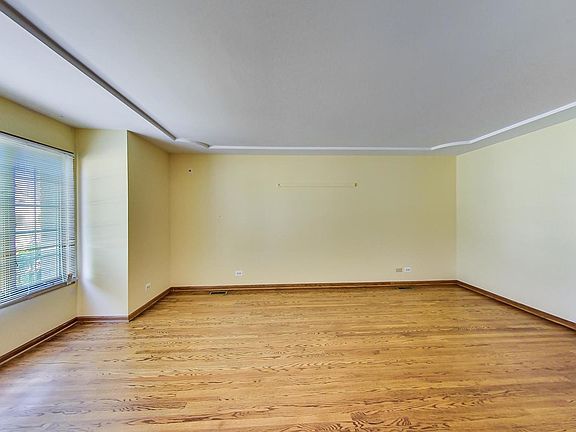 5th image of 16939 S Meadowcrest Dr