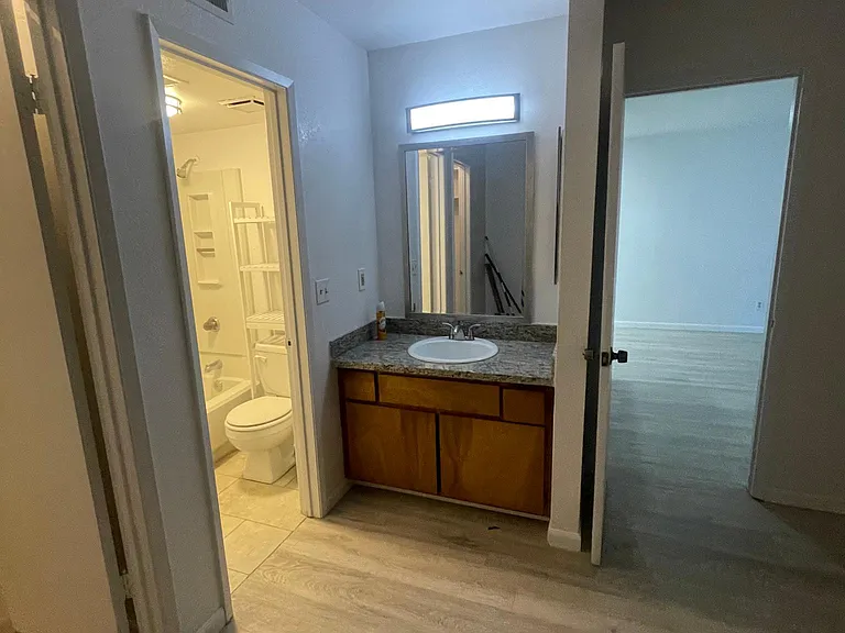1733 Pyrenees Ave — Photo 3