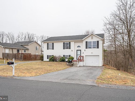 3rd image of 18 Veterans Way