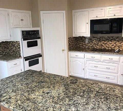 4th image of 3117 Lynbrook Dr