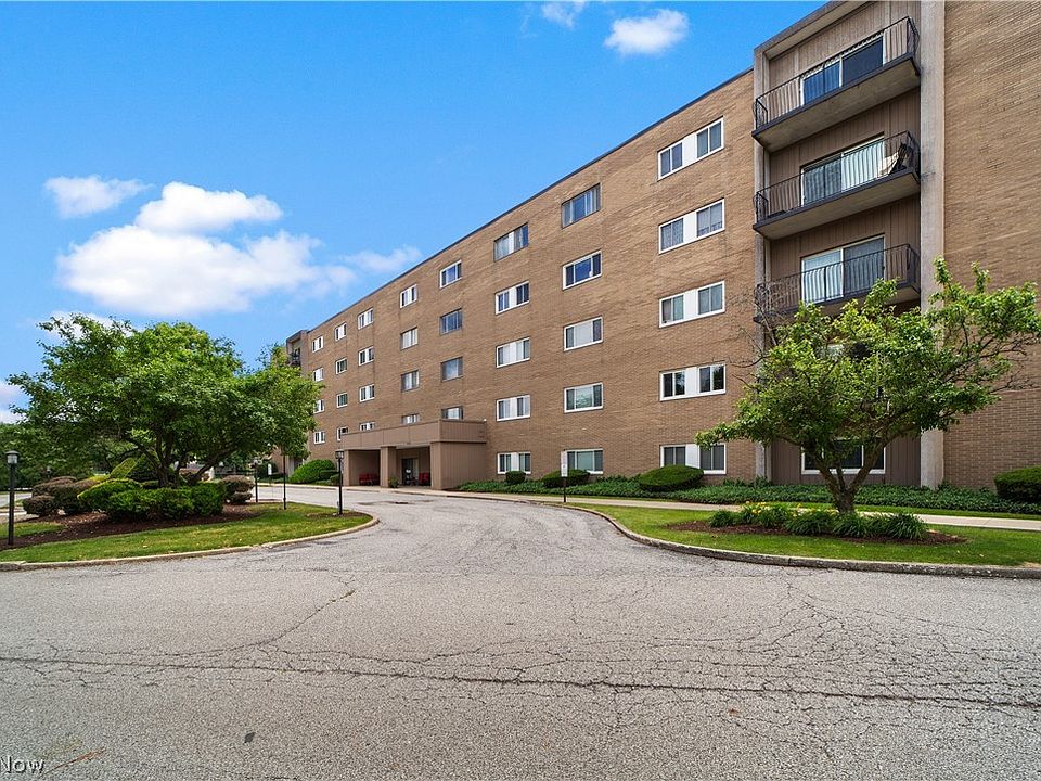 1st image of 20333 Detroit Rd APT 512B