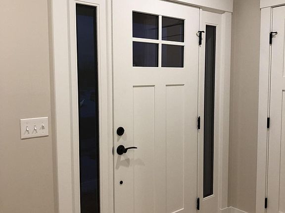 2nd image of 4 Honeysuckle Ln #13