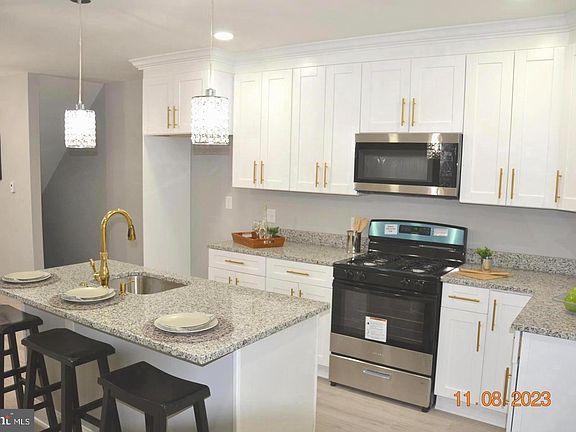 2nd image of 323 Drew St