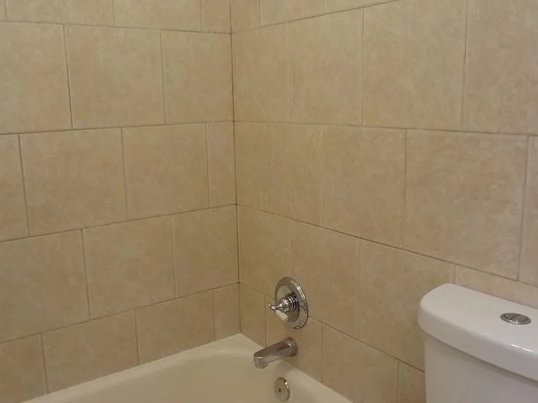 1235 Mae Ct — Photo 10