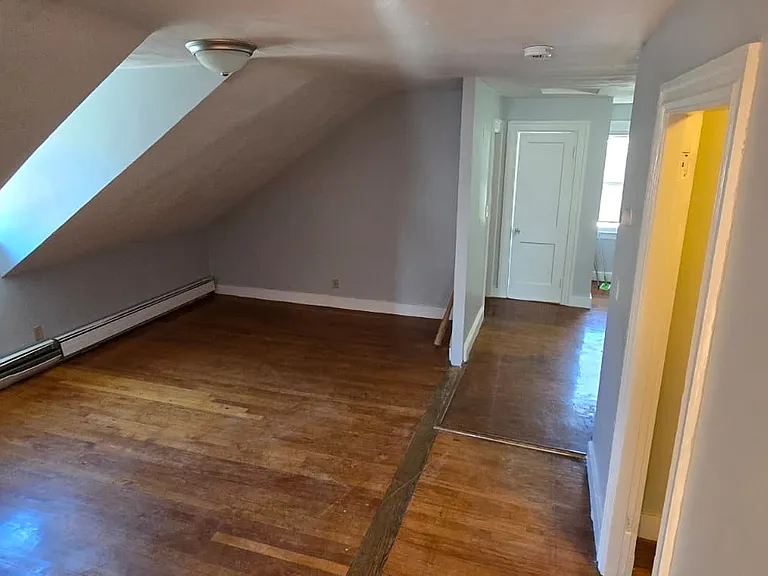 37 Hudson St #3 — Photo 10