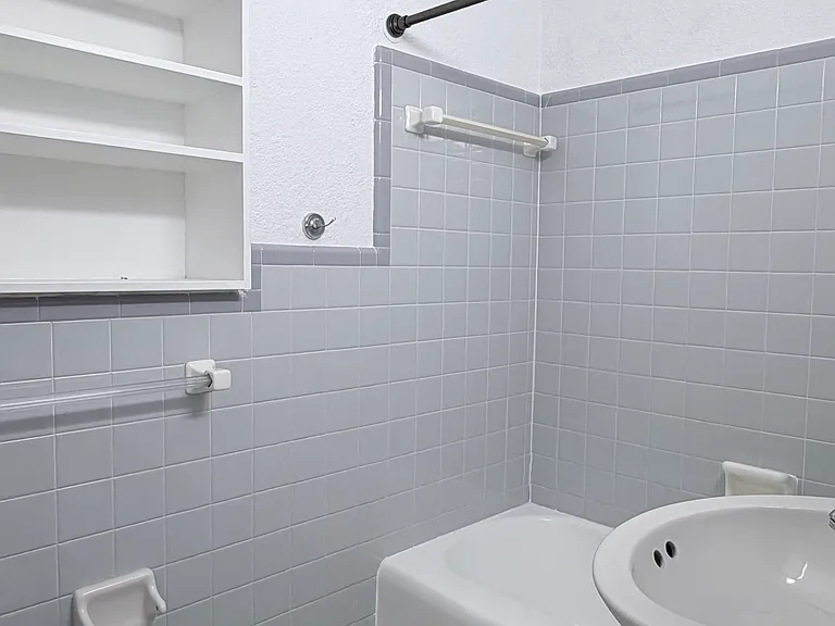 504 S Oxalis Ave — Photo 7