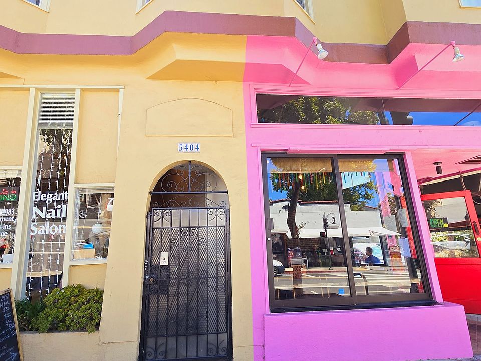 Front of Building College Ave