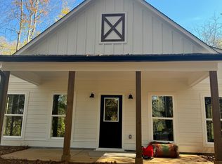 508 Old Nacoochee Rd, Cleveland, GA 30528