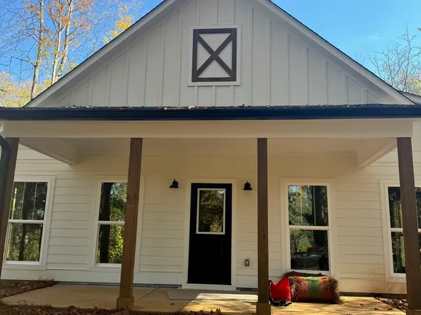 508 Old Nacoochee Rd, Cleveland, GA 30528