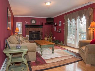 25 Horizon Dr, Succasunna, NJ 07876