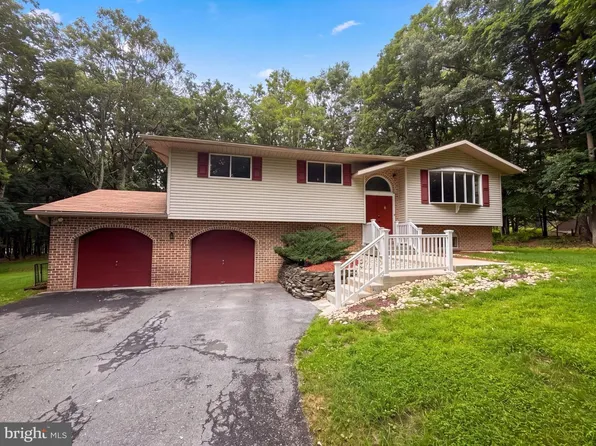 277 Apache Dr, Effort, PA 18330