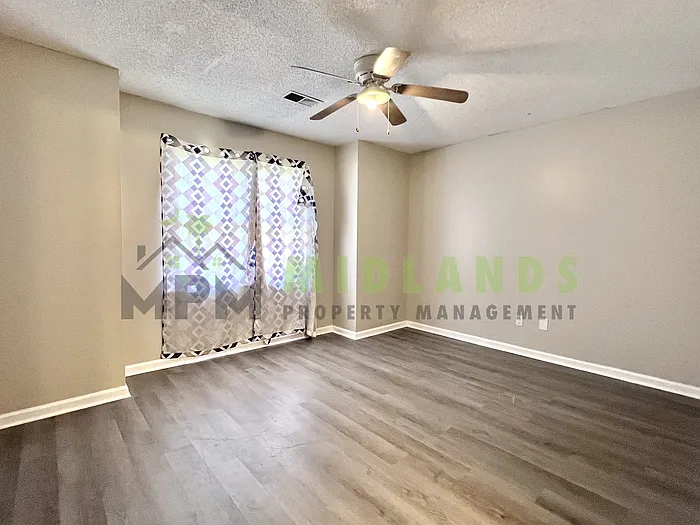728 Bitternut Dr — Photo 26