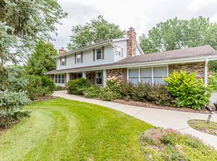 16215 Wildwood Ct, Brookfield, WI 53005