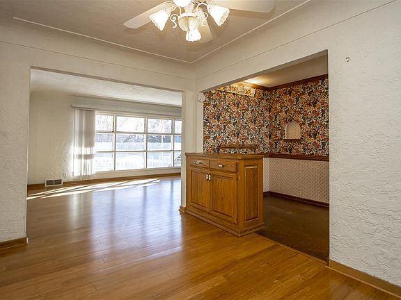 5th image of 3218 Sunray Dr