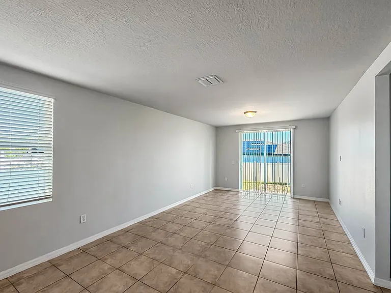 865 Teton St — Photo 7