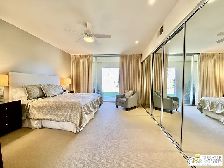 272 Desert Lakes Dr — Photo 18