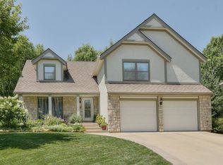 321 N Mesquite St, Olathe, KS 66061