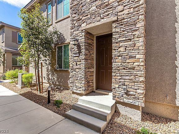 3rd image of 5730 Sky Pointe Dr #158