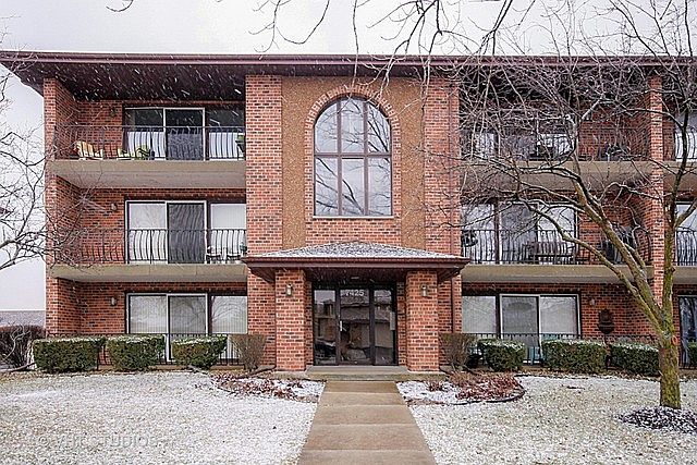 1st image of 7425 Tiffany Dr APT 3C
