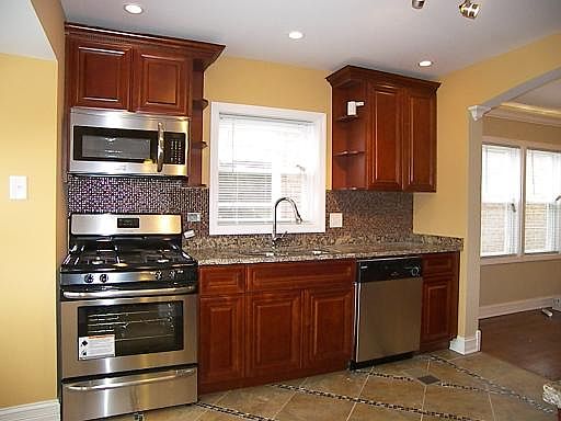 3rd image of 8835 S Cornell Ave