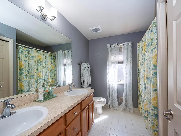3481 Castlewood Ct — Photo 54