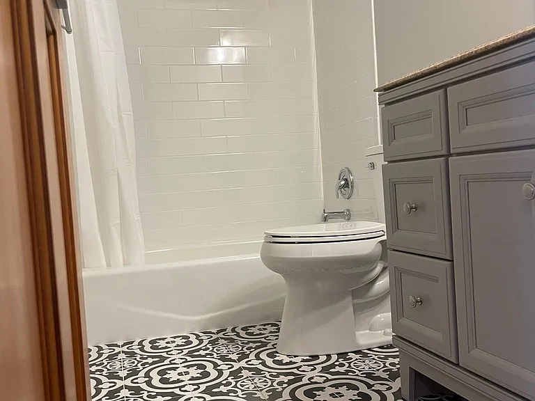 7769 Hascall St — Photo 12