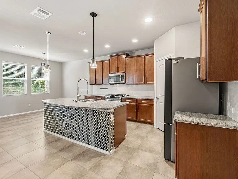 7312 Lookout Bluff Ter — Photo 11