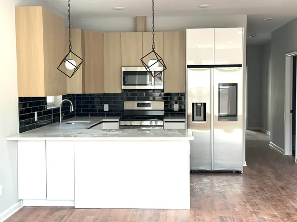 84 Logan Avenue image 2 of 19