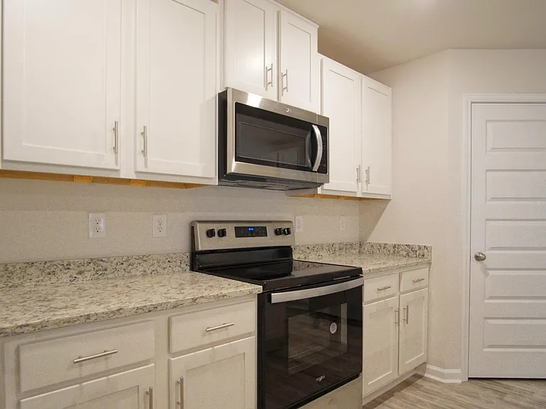 5120 Gaineswood Dr — Photo 11