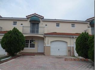 15842 SW 71st Ter, Miami, FL 33193