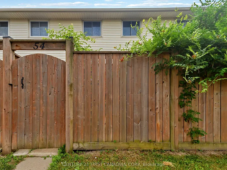 51 Sholto Dr #54 — Photo 42