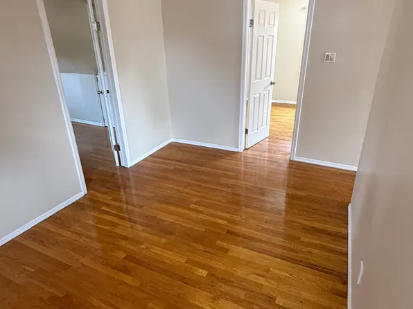 114-60 207th St #1-2, Cambria Heights, NY 11411