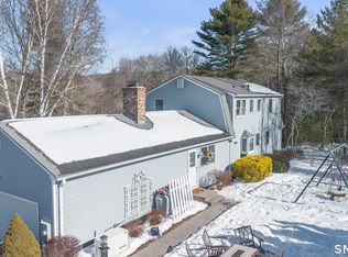 7 Greenwood Circle, East Lyme, CT 06333