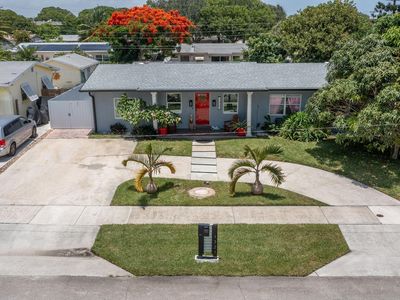 1321 W Mango Street, Lantana, FL, 33462
