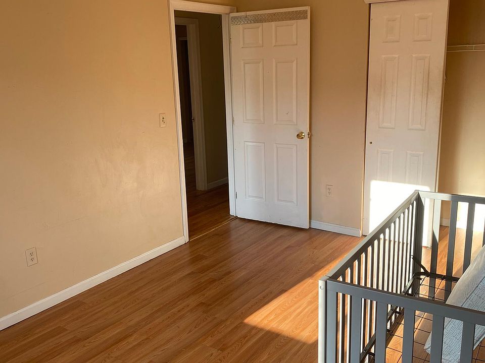 1st image of 38 Mersereau Ave #2