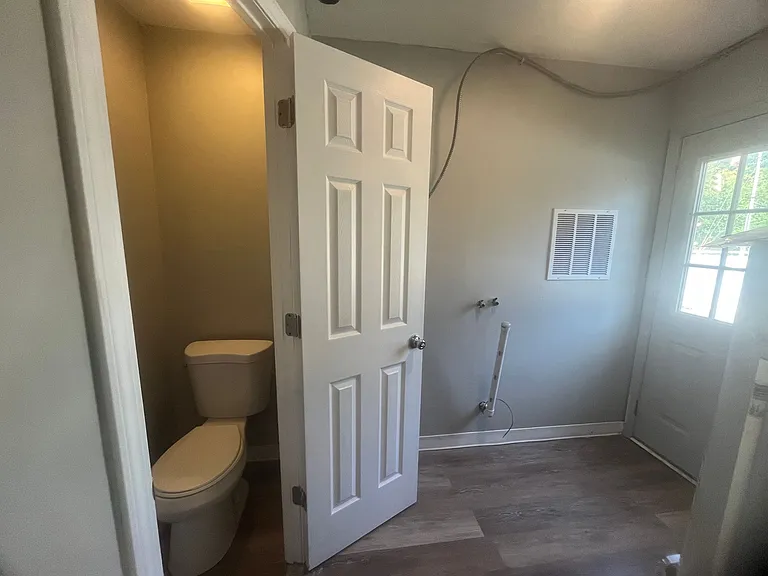 601 Abbe Rd — Photo 6