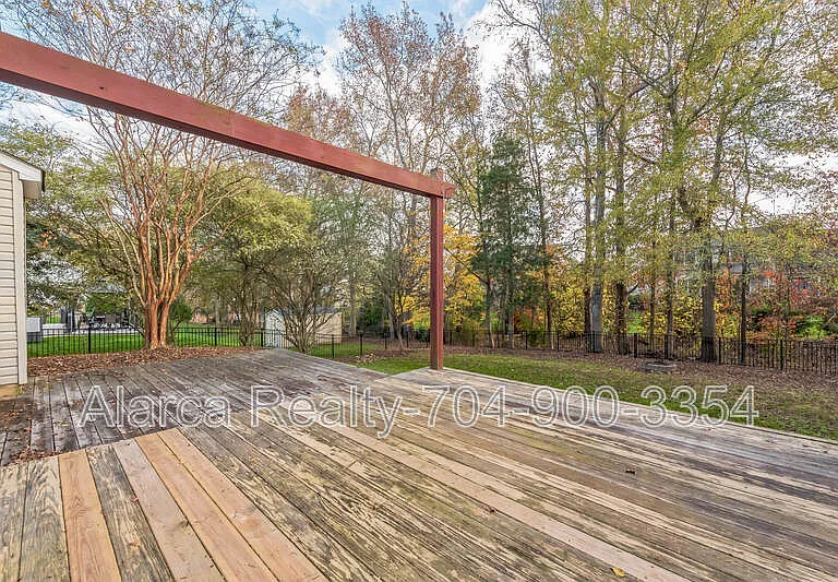 2901 Meherrin Ct — Photo 19