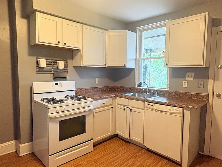 3335 Elm Ave — Photo 18